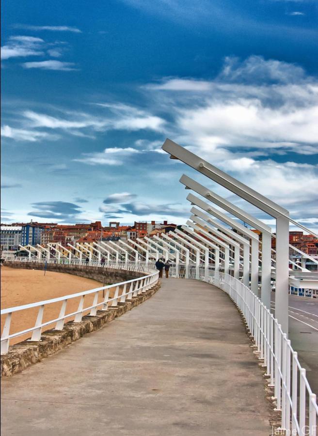 Apto. Vista Playa Poniente Хіхон Екстер'єр фото